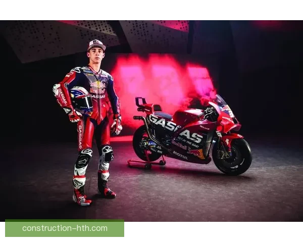 MotoGP赛季再起波澜顶级车手转会与新规引发热议焦点升温中