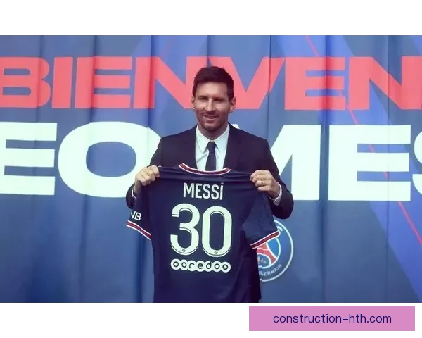 梅西重返巴萨引发球迷热议 新赛季将开启职业生涯新篇章