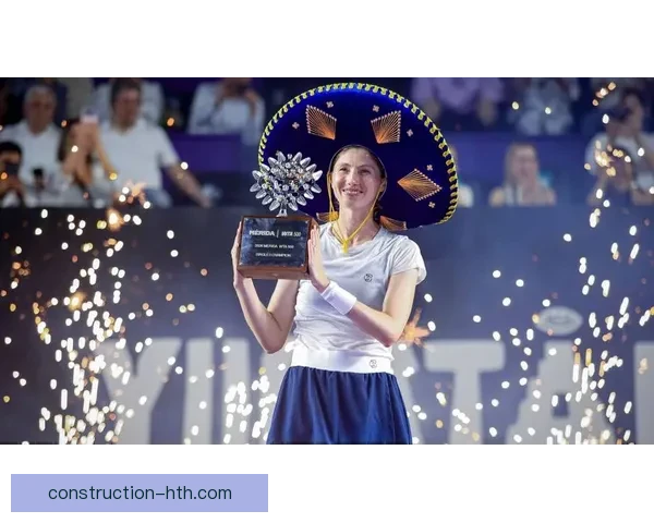 网球大满贯赛事迎来激烈角逐 世界排名前十选手争夺年度冠军殊荣