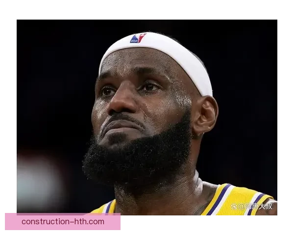 NBA最新战报：詹姆斯带领湖人逆袭勇士 安东尼戴维斯再创季后赛新高